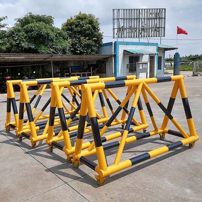 定制化交通防護新選擇 東莞深圳大型活動專用1.2米高三角架防撞護欄